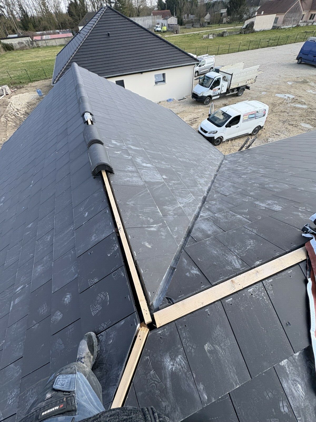 Rénovation Toit en ardoise à 10100 Romilly sur Seine - Francky Kessler - couvreur 10