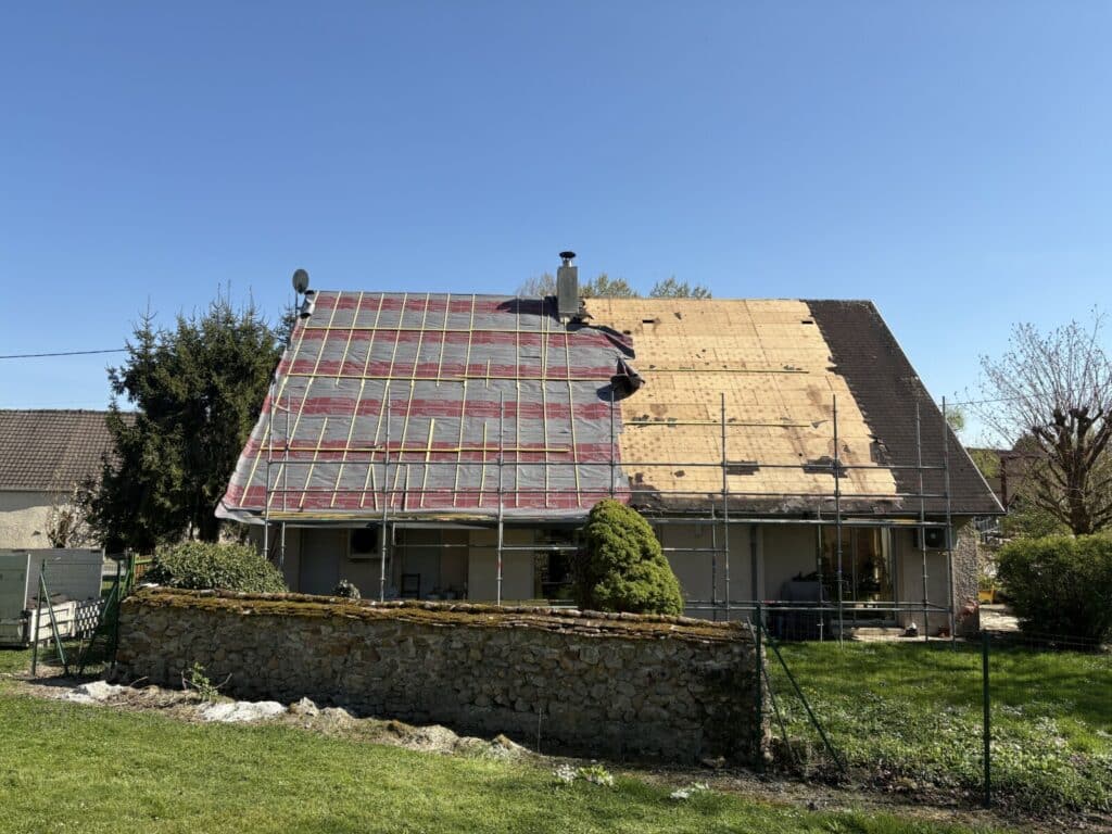 Chantier en cours : Rénovation toiture Maison à 51 (Marne) Potangis - Couvreur Zingueur Francky Kessler 
